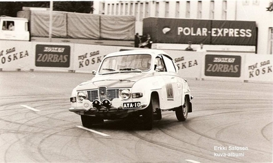 Leo Kinnunen - Erkki Salonen
20º Jyväskylän Suurajot - Rally of the 1000 Lakes 1970. Saab 96 V4 (AYA-10). Abandonó por accidente en SS18 Mynnilä de 8.00 km.

Del 20 al 23 de Agosto, Jyväskylä.
Superficie: tierra.

El Rally constaba de 3 etapas con un total de 2500 km de los que 449.60 km divididos en 54 tramos eran cronometrados.

Tomaron la salida 95 equipos, finalizaron 47.@
Palabras clave: Saab;FinLandia;1970