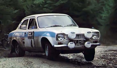 Roger Albert Clark - Tony Mason
21º Daily Mirror RAC Rally 1972. Ford Escort RS 1600 MKI (LVX 942J). Clasificado 1º.

Del 2 al 5 de Diciembre, York.
Superficie: tierra.

El Rally constaba de 440.24 km divididos en 3 etapas y 72 tramos cronometrados (2 de ellos fueron cancelados SS13 Unipart E y SS26 Unipart O).

Tomaron la salida 192 equipos, finalizaron 80.@
Palabras clave: ;Tony_Mason;Ford;Escort;MKI;Gran_Bretaña;1972;RAC_Rally;Daily_Mirror