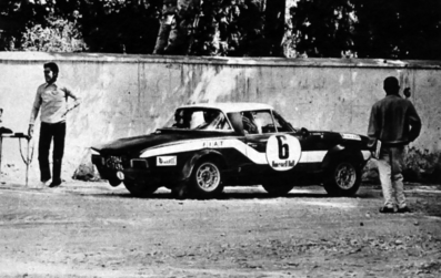 Björn Waldegård - Fergus Sager
16º Rallye du Maroc 1973. Fiat 124 Abarth Rallye. Clasificado 6º.

Del 8 al 13 de Mayo, Rabat, Casablanca.
Superficie: asfalto - tierra.

El Rally tenia un total de 5303.00 km de los que 1210.00 km divididos en 11 tramos eran especiales.

Kilómetros de los tramos:

1ª ETAPA
SS1 El Khatouat de 95.00 km.
SS2 Col du Zegota de 30.00 km.
SS3 Kettama de 40.00 km.
SS4 Tleta - Kettama de 30.00 km.

TOTAL ETAPA 195.00 km.

2ª ETAPA
SS5 Missour de 175 km.
SS6 Rich de 205 km.

TOTAL ETAPA 380.00 km.

3ª ETAPA
SS7 Tizi N'Test de 87 km.
SS8 Foum Zguid de 200.00 km.
SS9 Tazenakht de 92 km.
SS10 Ntchka de 20 km.
SS11 Rissani de 236 km.

TOTAL ETAPA 635.00 km.
TOTAL 1210 KM.

Tomaron la salida 66 equipos, finalizaron 12.
@
Palabras clave: ;Fiat;Abarth;Marruecos;1973