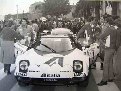 Sandro Munari - Mario Mannucci
19º Tour de Corse 1975. Lancia Stratos HF (TO L96265). Abandonó
por accidente.

En esta edición habí­an 2 tramos de mas de 100 Km:
SS1 Panelca - Ponte Leccia de 158 Km
SS8 Zonza - Abaccia de 120 Km.

Del 8 al 9 de Noviembre, Ajaccio, Córcega, Francia.
Superficie: asfalto.

El Rally tenia un total de 1340.00 km de los que 479.40 km divididos en 10 tramos eran especiales (3 de ellos fueron cancelados, SS3 Luri - Canari de 23.70 km, SS4 San Prieto - Pietra Moneta de 34.00 km y SS5 RF9 - N195 de 29.80 km).

Tomaron la salida 77 equipos, finalizaron 22.
@
Palabras clave: Sandro_Munari;Còrcega;Lancia;Stratos;1975