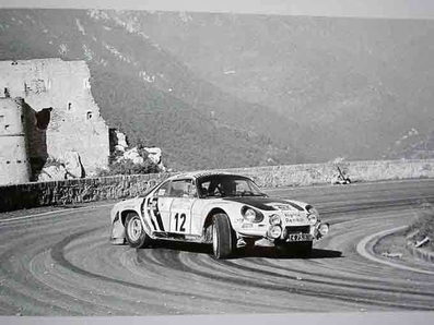 Jean-Pierre Nicolas - Vincent Laverne
17º Rallye Sanremo 1975. Alpine-Renault A110 1800 (1475 JB 76). Abandonó por el diferencial del coche.

Del 1 al 4 de Octubre, Sanremo, Imperia, Liguria, Italia.
Superficie: tierra - asfalto.

El Rally tenia un total de 1736.00 km de los que 977.00 km divididos en 39 tramos eran especiales.

Tomaron la salida 118 equipos, finalizaron 33.@
Palabras clave: ;Renault;Alpine;A110;Sanremo;1975