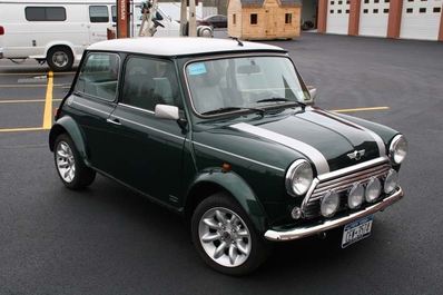 Mini Cooper 1.3i
Palabras clave: Mini;Cooper