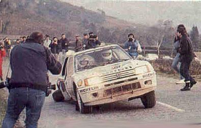 Ari Vatanen - Terry Harryman
19º Rallye de Portugal Vinho do Porto 1985. Peugeot 205 Turbo 16 (716 EXC 75). Abandonó por daños en la suspensión y motor después de sufrir un pinchazo en SS21 Arcos - Portela 1 de 27 Km.
Peugeot Talbot Sport

Del 6 al 9 de Marzo, Estoril, Portugal.
Superficie: asfalto - tierra.

El Rally tení­a un total de 2455 km de los que 730.50 km divididos en 47 tramos eran especiales.

Tomaron la salida 94 equipos, finalizaron 28.@
Palabras clave: Terry_Harryman;Peugeot;T16;Grupo_B;Portugal;crash;1985