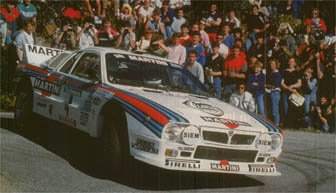 Attilio Bettega - Maurizio Perissinot
29º Tour de Corse - Rallye de France 1985. Lancia Rally 037 (TO 09006D). Abandonó por fatal accidente en SS4 Zerubia - Santa Giulia de 30.60 km (D.E.P. / R.I.P.).

Del 2 al 4 de Mayo, Ajaccio, Córcega, Francia.
Superficie: asfalto.

El Rally tenia un total de 1603.00 km de los que 1122.25 km divididos en 30 tramos eran especiales, (1 de ellos fue cancelado, SS5 Sartene - Zonza de 44.23 km, por el fatal accidente en el tramo anterior de Attilio Bettega).

Tomaron la salida 139 equipos, finalizaron 45.@
Palabras clave: Attilio_Bettega;Maurizio_Perissinot;Lancia;Corcega;Grupo_B;1985;Corse