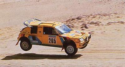 Paris - Dakar 1987
Ari Vatanen. Peugeot 205 T16.
Palabras clave: ;Peugeot;T16;Grupo_B;Paris_Dakar;