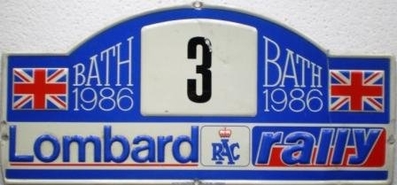 35º Lombard RAC Rally 1986
Placa del Equipo Martini Lancia para el Lancia Delta S4 (TO 19737F) de Markku Alén - Ilkka Kivimaki.

Del 16 al 19 de Noviembre, Bath, Inglaterra.
Superficie: Tierra.

El Rally un total de 2537.93 km de los que 515.04 km divididos en 45 tramos eran especiales.

Tomaron la salida 149 equipos, finalizaron 83.
Palabras clave: Gran_Bretaña;Asistencias;detalles;1986;Inglaterra