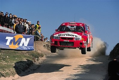 Tommi Mäkinen - Risto Mannisenmaki
33º Rally de Portugal 1999. Mitsubishi Lancer Evo VI. Clasificado 5º.
Palabras clave: Tommi_Mäkinen;Mitsubishi_Lancer;Evo;Portugal;1999;saltos