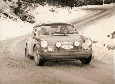 Pauli Toivonen - Martti Tikkanen
37º Rallye Automobile Monte-Carlo 1968. Porsche 911 T (428 Z-2097). Clasificado 2º.

Del 20 al 25 de Enero, Monte-Carlo.
Superficie: asfalto - nieve.
Tomaron la salida 200 equipos, finalizaron 79.@
Palabras clave: Pauli_Toivonen;Martti_Tikkanen;Porsche;T;Montecarlo;nieve;1968