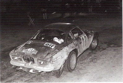 Jean-Claude Andruet -Michèle Espinos-Petit (Biche)
42º Rallye Automobile de Monte-Carlo 1973. Renault Alpine A110 1800 (8693 HG 76). Clasificado 1º.

Del 19 al 26 de Enero, Monte-Carlo.
Superficie: asfalto - nieve.

El Rally tenia un total de 4800 km de los que 456.50 km divididos en 18 tramos eran especiales, (2 ellas fueron canceladas SS10 Col de la Porte de 18.25 Km y SS11 La Cabanette de 18.25Km).

Tomaron la salida 278 equipos, finalizaron 51.

Para mas informacion [url=http://wp.me/p74eqQ-f] Click en la foto o aquí si esta azul[/url]
@
Palabras clave: ;Michèle_Espinosi-Petit;Renault;Alpine;A110;Montecarlo;1973