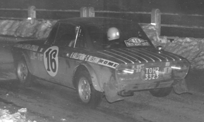 Harry Källström - Claes Billstam
42º Rallye Automobile de Monte-Carlo 1973. Lancia Fulvia 1.6 Coupé HF (TO H23323). Clasificado 8º.

Del 19 al 26 de Enero, Monte-Carlo.
Superficie: asfalto - nieve.

El Rally tenia un total de 4800 km de los que 456.50 km divididos en 18 tramos eran especiales, (2 ellas fueron canceladas SS10 Col de la Porte de 18.25 Km y SS11 La Cabanette de 18.25Km).

Tomaron la salida 278 equipos, finalizaron 51.@
Palabras clave: ;Claes_Billstam;Lancia;Fulvia;Coupe;Montecarlo;1973