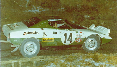 Sandro Munari - Mario Mannucci
43º Rallye Automobile de Monte-Carlo 1975. Lancia Stratos HF (TO L65176). Clasificado 1º.

Del 15 al 23 de Enero, Monte Carlo.
Superficie: asfalto - nieve.

El Rally tenia un total de 2,345.00 Km de los que 472.00 Km divididos en 22 tramos eran especiales.

Se inscribieron 114 equipos, tomaron la salida 96, finalizaron 43.@
Palabras clave: Sandro_Munari;Lancia;Stratos;Montecarlo;1975