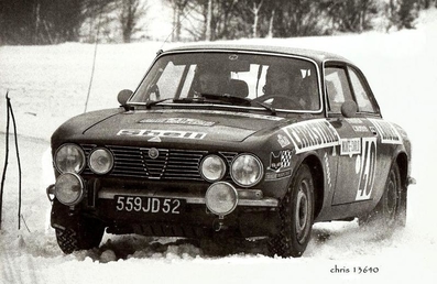 Guy Fréquelin - Christian Delferrier
43º Rallye Automobile de Monte-Carlo 1975. Alfa Romeo 2000 GTV (559 JD 52). Clasificado 8º.

Del 15 al 23 de Enero, Monte Carlo.
Superficie: asfalto - nieve.

El Rally tenia un total de 2,345.00 Km de los que 472.00 Km divididos en 22 tramos eran especiales.

Se inscribieron 114 equipos, tomaron la salida 96, finalizaron 43.@
Palabras clave: ;Alfa_Romeo;Alfa_Romeo;2000;GTV;Montecarlo;1975;nieve