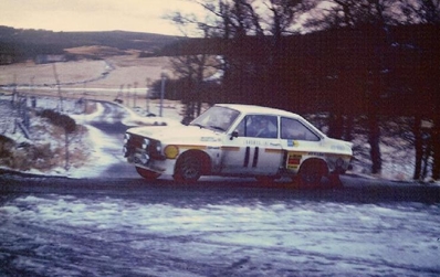Roger Albert Clark - Jim Porter
44º Rallye Automobile de Monte-Carlo 1976. Ford Escort RS 1800 MKII (KHK 983N). Clasificado 5º.

Del 17 al 24 de Enero, Monte-Carlo.
Superficie: asfalto - nieve.

El Rally tenia un total de 4500 km de los que 530.50 km divididos en 23 tramos eran especiales.

Se inscribieron 163 equipos, tomaron la salida 148, finalizaron 84.@
Palabras clave: ;Ford;Escort;MKII;MKII;Montecarlo;1976