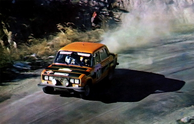 Antonio Zanini Sans - Juan-Jose Petisco
44º Rallye Automobile de Monte-Carlo 1976. Seat 1430/1800 (B-4597-AH). Clasificado 12º.

Del 17 al 24 de Enero, Monte-Carlo.
Superficie: asfalto - nieve.

El Rally tenia un total de 4500 km de los que 530.50 km divididos en 23 tramos eran especiales.

Se inscribieron 163 equipos, tomaron la salida 148, finalizaron 84.@
Palabras clave: ;Juan-Jose_Petisco;Seat;Montecarlo;1976