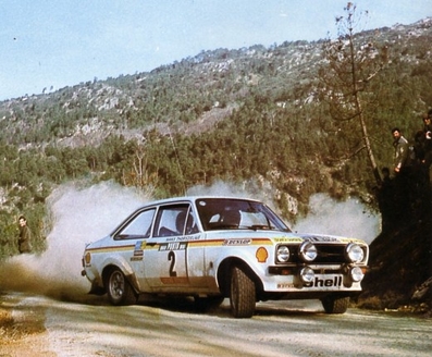 Björn Waldegard - Hans Thorszelius
11º Rallye de Portugal Vinho do Porto 1977. Ford Escort RS 1800 MKII (STW 130R). Clasificado 2º.

Del 1 al 6 de Marzo, Estoril.
Superficie: asfalto - tierra.

El Rally tenia un total de 2458 km de los que 580 km divididos en 46 tramos eran especiales, (2 de ellas fueron canceladas SS18 Sao Lourenco da Montaria de 27 Km y SS 24 Carvalhas de 6 Km).

Tomaron la salida 103 equipos, finalizaron 27.@
Palabras clave: ;Hans_Thorszelius;Ford;Escort;RS;Portugal;1977