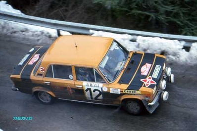 Antonio Zanini Sans - Juan-Jose Petisco
45º Rallye Automobile de Monte-Carlo 1977. Seat 124D Especial 1800 (B-7271-BZ). Clasificado 3º.

Del 22 al 28 de Enero, Monte-Carlo .
Superficie: asfalto - nieve.

El Rally tenia un total de 4800 km de los que 540.50 km divididos en 27 tramos eran especiales (una de ellas fue cancelada SS2 Col de Fontbelle de 35.00 Km).

Se inscribieron 217 equipos, tomaron la salida 198, finalizaron 118 en lista, llegaron 47 en meta.@
Palabras clave: ;Juan-Jose_Petisco;Seat;Montecarlo;nieve;1977