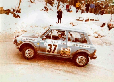 Michèle Mouton - Françoise Conconi
45º Rallye Automobile de Monte-Carlo 1977. Autobianchi A112 Abarth (8106 DY 93). Clasificada 24º.

Del 22 al 28 de Enero, Monte-Carlo .
Superficie: asfalto - nieve.

El Rally tenia un total de 4800 km de los que 540.50 km divididos en 27 tramos eran especiales (una de ellas fue cancelada SS2 Col de Fontbelle de 35.00 Km).

Se inscribieron 217 equipos, tomaron la salida 198, finalizaron 118 en lista, llegaron 47 en meta.@
Palabras clave: Michele_Mouton;Autobianchi;A112;Abarth;Montecarlo;1977