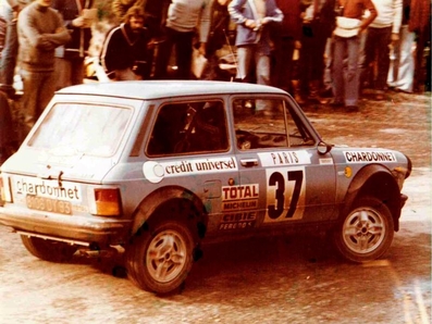 Michèle Mouton - Françoise Conconi
45º Rallye Automobile de Monte-Carlo 1977. Autobianchi A112 Abarth (8106 DY 93). Clasificada 24º.

Del 22 al 28 de Enero, Monte-Carlo .
Superficie: asfalto - nieve.

El Rally tenia un total de 4800 km de los que 540.50 km divididos en 27 tramos eran especiales (una de ellas fue cancelada SS2 Col de Fontbelle de 35.00 Km).

Se inscribieron 217 equipos, tomaron la salida 198, finalizaron 118 en lista, llegaron 47 en meta.@
Palabras clave: Michele_Mouton;Autobianchi;A112;Abarth;Montecarlo;1977