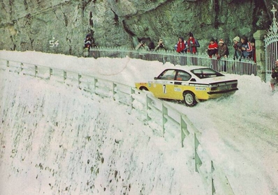 Anders Kulläng - Bruno Berglund
46º Rallye Automobile de Monte-Carlo 1978. Opel Kadett GT/E (GG-DZ 102). Clasificado 9º.

Del 21 al 27 de Enero, Monte-Carlo.
Superficie: asfalto - nieve.

El Rally tenia un total de 4600 km de los que 570 km divididos en 29 tramos eran especiales (5 de ellas fueron canceladas SS8 Col du Fanget de 10 Km, SS10 Serre Chevalier de 10 Km, SS11 Col du Lautaret de 15 Km, SS14 Saint Pierreville de 16 Km y SS15 Burzet de 44 Km).

Se inscribieron 231 equipos, tomaron la salida 216, finalizaron 129.@
Palabras clave: ;Opel;Kadett;GT/E;Montecarlo;nieve;1978