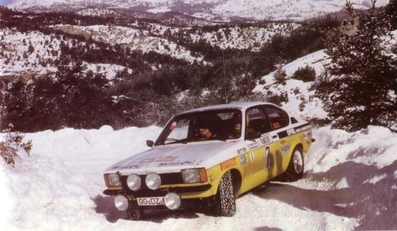 Anders Kulläng - Bruno Berglund
46º Rallye Automobile de Monte-Carlo 1978. Opel Kadett GT/E (GG-DZ 102). Clasificado 9º.

Del 21 al 27 de Enero, Monte-Carlo.
Superficie: asfalto - nieve.

El Rally tenia un total de 4600 km de los que 570 km divididos en 29 tramos eran especiales (5 de ellas fueron canceladas SS8 Col du Fanget de 10 Km, SS10 Serre Chevalier de 10 Km, SS11 Col du Lautaret de 15 Km, SS14 Saint Pierreville de 16 Km y SS15 Burzet de 44 Km).

Se inscribieron 231 equipos, tomaron la salida 216, finalizaron 129.@
Palabras clave: ;Opel;Kadett;GT/E;Montecarlo;nieve;1978