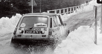 Guy Fréquelin - Jacques Delaval
47º Rallye Automobile de Monte-Carlo 1979. Renault 5 Alpine (2528 JR 76). Clasificado 8º.

Del 20 al 26 de Enero, Monte-Carlo.
Superficie: asfalto - nieve - hielo.

El Rally tenia un total de 2554.00 km de los que 619.00 km divididos en 30 tramos eran especiales (1 de ellos fue cancelado SS13 St Barthelemy de 19 Km).

Se inscribieron 255 equipos, tomaron la salida 233, finalizaron 84.@
Palabras clave: ;Renault;Alpine;Montecarlo;1979