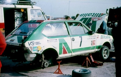Asistencia en el 47º Rallye Automobile Monte-Carlo de 1979
El coche es de Per Eklund - Hans Sylvan. Fiat Ritmo 75 Abarth (TO S97073). Abandonó por motor, pero aún así quedó el 89º.

Del 20 al 26 de Enero, Monte-Carlo.

Superficie: asfalto - nieve.

El Rally tenia un total de 2554.00 km de los que 619.00 km divididos en 30 tramos eran especiales (1 de ellos fue cancelado SS13 St Barthelemy de 19 Km).

Se inscribieron 255 equipos, tomaron la salida 233, finalizaron 84.@
Palabras clave: ;Hans_Sylvan;Fiat;Ritmo;Abarth;Montecarlo;Asistencias;1979