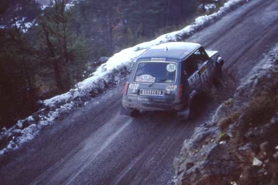 Bruno Saby - Jean-Marc Andrie
48º Rallye Automobile de Monte-Carlo 1980. Renault 5 Alpine (6115 VE 38). Clasificado 15º.

Del 19 al 25 de Enero, Monte-Carlo.
Superficie: asfalto - nieve.

El Rally tenia un total de 3063.30 km de los que 695.30 km divididos en 33 tramos eran especiales, (4 de ellas fueron canceladas SS17 Pont du Fosse - Romette de 21 Km, SS20 Col du Corobin de 15 Km, SS32 Pont des Miolans - St Auban 2 de 24 Km y SS33 Roquesteron - Boyon 3 de 18 Km).

Se inscribieron 255 equipos, tomaron la salida 237, finalizaron 88.@
Palabras clave: ;Renault;Alpine;Montecarlo;nieve;1980