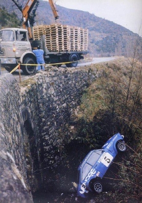 Ari Vatanen - David Richards
48º Rallye Automobile de Monte-Carlo 1980. Ford Escort RS 1800 MKII (1493). Abandonó por accidente en SS12 Le Moulinon - Antraigues de 38.00 km

Del 19 al 25 de Enero, Monte-Carlo.
Superficie: asfalto - nieve.

El Rally tenia un total de 3063.30 km de los que 695.30 km divididos en 33 tramos eran especiales, (4 de ellas fueron canceladas SS17 Pont du Fosse - Romette de 21 Km, SS20 Col du Corobin de 15 Km, SS32 Pont des Miolans - St Auban 2 de 24 Km y SS33 Roquesteron - Boyon 3 de 18 Km).

Se inscribieron 255 equipos, tomaron la salida 237, finalizaron 88.@
Palabras clave: ;Montecarlo;Crash;Ford;RS;1980