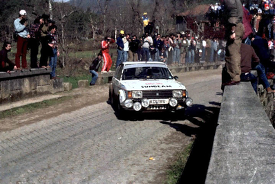 Guy Fréquelin - Jean Todt
15º Rally de Portugal 1981. Talbot Sunbeam Lotus (KDU 111V). Clasificado 6º.

Del 4 al 7 de Marzo, Estoril, Cascais, Lisboa, Portugal.
Superficie: asfalto - tierra.

El Rally tenia un total de 2571.00 km de los que 678.00 km divididos en 46 tramos eran especiales.

Se inscribieron 110 equipos, tomaron la salida 95, finalizaron 24.

Ponte Ranha (Cabeceiras de Basto), SS24 Cabreira de 49.00 km
@
Palabras clave: ;Jean_Todt;Talbot;Sunbeam;Lotus;Portugal;1981