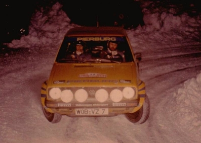 Per Eklund - Ragnar Spjuth
49º Rallye Automobile de Monte-Carlo 1981. Volkswagen Golf GTI (WOB-VZ 7). Abandonó por motor en SS12 Le Moulinon - Antraigues de 38.00 km.

Del 24 al 30 de Enero, Monte-Carlo.
Superficie: asfalto - nieve.

El Rally tenia un total de 3930.00 km de los que 750.00 km divididos en 32 tramos eran especiales.

Se inscribieron 274 equipos, tomaron la salida 263, finalizaron 133.@
Palabras clave: ;Ragnar_Spjuth;Volkswagen;Golf;GTI;Montecarlo;nieve;1981