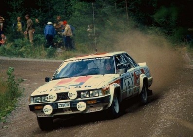 Timo Salonen - Seppo Harjanne
32º Rally 1000 Lagos (Finlandia) 1982. Nissan Silvia Turbo. Clasificado 4º.
Palabras clave: Timo_Salonen;Seppo_Harjanne;Nissan;Silvia;Turbo;Finlandia;1982