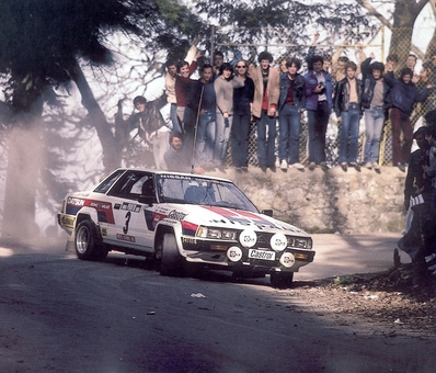 Timo Salonen - Seppo Harjanne
16º Rallye de Portugal Vinho do Porto 1982. Nissan Violet GTS (APP 665X). Abandonó por la suspensión en SS26 Alto Espinho 1 de 21,17 Km.

Del 3 al 6 de Marzo, Estoril, Cascais, Lisboa, Portugal.
Superficie: asfalto - tierra.

El Rally tenia un total 2312 km de los que 637.07 km divididos 40 tramos eran especiales.

Se inscribieron 107 equipos, tomaron 91, finalizaron 23.@
Palabras clave: Timo_Salonen;Seppo_Harjanne;Nissan;Violet;GTS;Portugal;1982