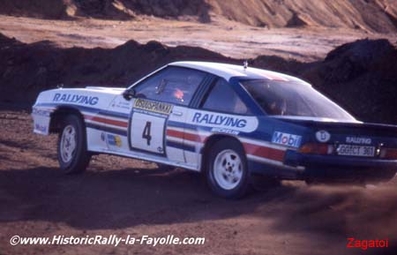 Ari Vatanen - Terry Harryman
33º 1000 Lakes Rally 1983. Opel Manta 400 (GG-CT 361). Abandonó por palier roto en SS35 Renkajarvi de 8.28 Km.

Del 26 al 28 de Agosto, Jyväskylä, Finlandia.
Superficie: tierra.

El Rally tenia un total de 1461.00 km de los que 472.63 km divididos en 50 tramos, eran especiales.

Se inscribieron 180 equipos, tomaron la salida 174, finalizaron 71.
Palabras clave: ;Terry_Harryman;Opel;Manta;Finlandia;grupo_B;1983