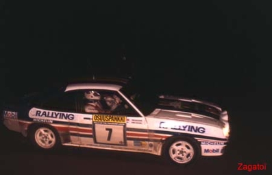 Henri Toivonen - Fred Gallagher
33º 1000 Lakes Rally 1983. Opel Manta 400 (GG-CT 310). Abandonó por daños de motor a causa de una salida de pista en SS39 Kraakkio de 10.51 Km.

Del 26 al 28 de Agosto, Jyväskylä, Finlandia. Superficie: tierra.

El Rally tenia un total de 1461.00 km de los que 472.63 km divididos en 50 tramos eran especiales.

Se inscribieron 180 equipos, tomaron la salida 174, finalizaron 71.@
Palabras clave: Henri_Toivonen;opel;manta;Finlandia;grupo_B;1983