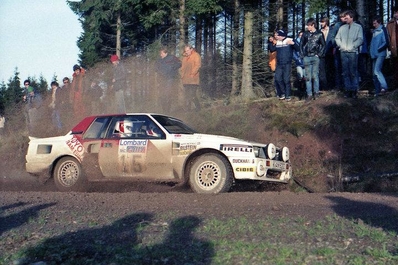 Juha Kankkunen - Fred Gallagher
33º Lombard RAC Rally 1984. Toyota Celica Twincam Turbo TCT (K-AM 6232). Abandonó por accidente en SS39 Morgannwg 1 de 45.94 km.

Del 25 al 29 de Noviembre, Chester, Cheshire, Inglaterra, Reino Unido.
Superficie: tierra.

El Rally tenia un total de 3232.00 km de los que 868.54 km divididos en 56 tramos eran especiales.

Se inscribieron 124 equipos, tomaron la salida 119, finalizaron 52.@
Palabras clave: ;Toyota;Celica;TCT;Gran_Bretaña;1984;RAC_Rally;Grupo_B;Inglaterra