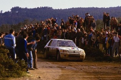 Timo Salonen - Seppo Harjanne
19º Rallye de Portugal Vinho do Porto 1985. Peugeot 205 Turbo 16 (323 EXA 75). Clasificado 1º.

Del 6 al 9 de Marzo, Estoril, Cascais, Lisboa, Portugal.
Superficie: asfalto - tierra.

El Rally tení­a un total de 2455 km de los que 730.50 km divididos en 47 tramos eran especiales.

Tomaron la salida 94 equipos, finalizaron 28.@
Palabras clave: Timo_Salonen;Seppo_Harjanne;Peugeot;Turbo;T16;Portugal;Grupo_B;1985