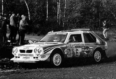 Henri Toivonen - Neil Wilson
34º Lombard RAC Rally 1985. Lancia Delta S4 (A6 37353). Clasificado 1º.

Debut con victoria en el Mundial de Rallyes del Lancia Delta S4.

Del 24 al 28 de Noviembre, Nottingham, Inglaterra.
Superficie: tierra.

El Rally tenia un total de 3507 km de los que 896.98 km divididos en 65 tramos eran especiales, (2 de ellas fueron canceladas, SS43 Kielder Forest - Ogre Hill de 12,02 Km y SS64 Nuss de 8,79 Km).

Tomaron la salida 155 equipos, finalizaron 62.@
Palabras clave: Henri_Toivonen;Neil_Wilson;Lancia;Delta;S4;Grupo_B;Gran_Bretaña;1985