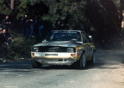 Stig Blomqvist - Bjorn Cederberg
19º Rallye de Portugal - Vinho do Porto 1985. Audi Sport Quattro S1 (IN-NE 11). Clasificado 4º.

Del 6 al 9 de Marzo, Estoril, Cascais, Lisboa, Portugal.
Superficie: asfalto - tierra.

El Rally tení­a un total de 2455 km de los que 730.50 km divididos en 47 tramos eran especiales.

Tomaron la salida 94 equipos, finalizaron 28.@
Palabras clave: Stig_Blomqvist;Audi;Quattro;Portugal;grupo_B;1985
