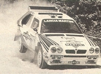 DEBUT DEL GRAN LANCIA DELTA S4
Inscrito como prototipo

Markku Alén - Ilkka Kivimaki
10º Rallye des 1000 Pistes 1985

Del 6 al 7 de Julio, Canjuers, Francia.
Superficie: tierra con 265.30 km cronometrados divididos en 13 tramos especiales.

En este Rally muchos equipos hací­an debutar sus nuevos modelos antes de competir en el Campeonato Mundial y/o Europeo de Rallyes.

Se podría decir que era un excelente banco de pruebas, donde miraban de conseguir mas fialbilidad y/o evolucionar los coches.

Tomaron la salida 111 equipos, finalizaron 37.
@
Palabras clave: Markku_Alen;Ilkka_Kivimaki;Lancia;Delta;S4;Grupo_B;Francia;1985;Canjuers