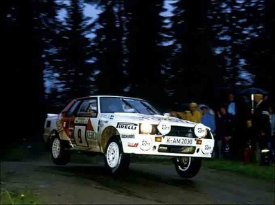 Björn Waldegard - Hans Thorszelius
35º Rally 1000 Lagos 1985 (Finlandia). Toyota Celica Twincam Turbo. Clasificado 7º.
Palabras clave: ;Hans_Thorszelius;Toyota;Celica;TCT;Finlandia;1985
