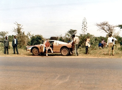 Attilio Bettega - Maurizio Perissinot
33º Marlboro Safari Rally 1985. Lancia Rally 037 (TO-090090). Abandonó por motor en CH 50.

Del 4 al 8 de Abril, Nairobi, Kenya, África.
Superficie: tierra.

El Rally tenia un total de 5167.6 km con 88 controles horarios.

Tomaron la salida 71 equipos, finalizaron 20.@
Palabras clave: ;Lancia;Rally;Safari;Grupo_B;1985