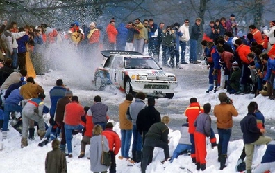 Juha Kankkunen - Juha Piironen
54º Rallye Automobile de Monte-Carlo 1986. Peugeot 205 Turbo 16 E2 (25 FGV 75). Clasificado 5º.

Del 18 al 24 de Enero, Monte-Carlo.
Superficie: asfalto - nieve.

El Rally tenía un total de 3984.00 km de los que 881.20 km divididos en 36 tramos eran especiales.

Tomaron la salida 156 equipos, finalizaron 65.@
Palabras clave: ;Peugeot;T16;Grupo_B;Montecarlo;nieve;1986