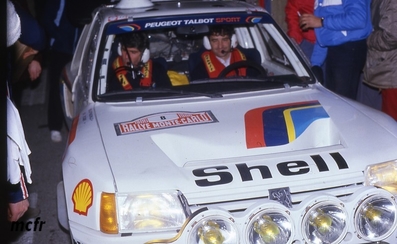 Bruno Saby - Jean-François Fauchille
54º Rallye Automobile de Monte-Carlo 1986. Peugeot 205 Turbo 16 E2 (26 FGV 75). Clasificado 6º.

Del 18 al 24 de Enero, Monte-Carlo.
Superficie: asfalto - nieve.

El Rally tenía un total de 3984.00 km de los que 881.20 km divididos en 36 tramos eran especiales.

Tomaron la salida 156 equipos, finalizaron 65.@
Palabras clave: ;Peugeot;T16;E2;Montecarlo;1986;Personajes
