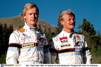 Ari Vatanen y Juha Kankkunen
Subida Pikes Pike 1988

Colorado EE.UU

Peugeot 405 T16 GR
@
Palabras clave: Personajes;Peugeot;Pikes_Peak;T16;1988;Ari_Vatanen;Juha_Kankkunen