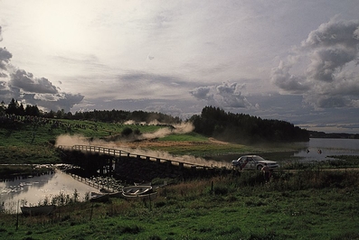 Ari Vatanen - Bruno Berglund
40º 1000 Lakes Rally 1990. Mitsubishi Galant VR-4. Clasificado 2º.

Del 22 al 27 de Agosto, Jyväskylä, Finlandia.
Superficie: tierra.

El Rally tenia un total de 1604.11 km de los que 527.61 km divididos en 42 tramos eran especiales.

Se inscribieron 192 equipos, tomaron la salida 186, finalizaron 92.@
Palabras clave: VR4;Mitsubishi;Galant;Finlandia;1990