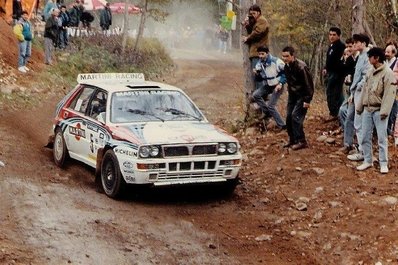 Juha Kankkunen - Juha Piironen
28º Rallye de España - Catalunya - Costa Brava 1992. Lancia Delta HF Integrale (TO 13718T). Clasificado 2º.

Del 8 al 11 de Noviembre, Lloret de Mar, Girona, Catalunya, España.
Superficie: asfalto - tierra.

El Rally tenia un total de 1,505.08 km de los que 519.65 km divididos en 29 tramos eran especiales (uno de ellos fue cancelado, SS7)..

Tomaron la salida 74 equipos, finalizaron 31.@
Palabras clave: Juha_Kankkunen;Lancia;Delta;Integrale;Catalunya;España;Spain;1992