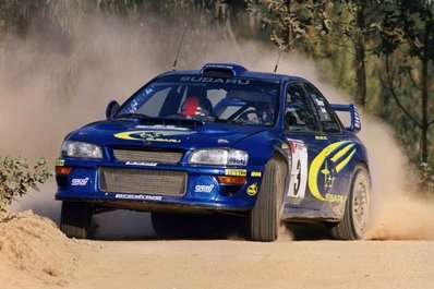 Richard Burns - Robert Reid
34º TAP Rallye de Portugal 2000. Subaru Impreza S6 WRC 00 (W 18 SRT). Clasificado 1º.
Debut con victoria del Subaru Impreza WRC 2000.

Del 16 al 19 de Marzo, Matosinhos, Porto, Portugal.
Superficie: tierra.

El Rally tenia un total de 1,646.96 Km de los que 398.35 Km divididos en 23 tramos eran especiales.

Se inscribieron 117 equipos, tomaron la salida 114, finalizaron 48.@
Palabras clave: Richard_Burns;Robert_Reid;Subaru;Impreza;WRC;Portugal;2000