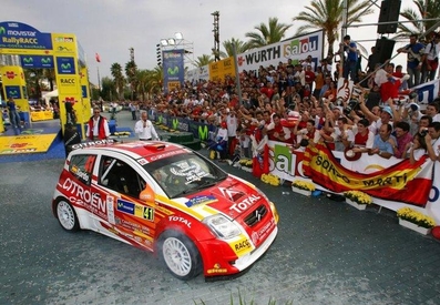Dani Sordo - Marc Martí
41º RallyRACC Catalunya - Costa Daurada 2005. Citröen C2 S1600 (NWY-003). Clasificado 12º.

Campeón del Mundo Junior 2005.

Del 28 al 30 de Octubre, Salou, Tarragona, Catalunya, España.
Superficie: asfalto.

358.75 km El Rally tenía un total de 1301.84 km de los que 358.75 km divididos en 15 tramos eran especiales.

Tomaron la salida 58 equipos, finalizaron 40.
@
Palabras clave: ;Citroen;Catalunya;2005;parque_cerrado
