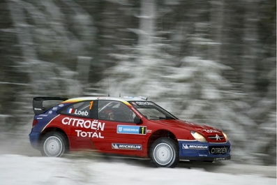 Sébastien Loeb - Daniel Elena
54º Uddeholm Swedish Rally 2005. Citröen Xsara WRC. Abandonó por motor en SS19 Rämmen 2 de 23.35 km.

Del 11 al 13 de Febrero, Karlstad.
Superficie: nieve - hielo.

El Rally tenia un total de 1726.00 km de los que 335.55 km divididos en 2 etapas y 20 tramos eran especiales.

Tomaron la salida 69 equipos, finalizaron 46.@
Palabras clave: Sebastien_Loeb;Citroen;Xsara;WRC;Suecia;2005;nieve