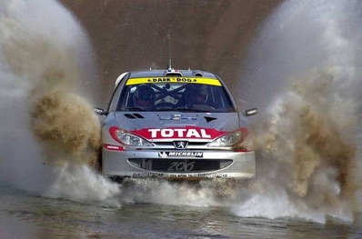 Didier Auriol - Denis Giraudet
21º Rally Argentina 2001. Peugeot 206WRC (2000). Retirado por daños.
Palabras clave: Didier_Auriol;Peugeot;WRC;Argentina;2001